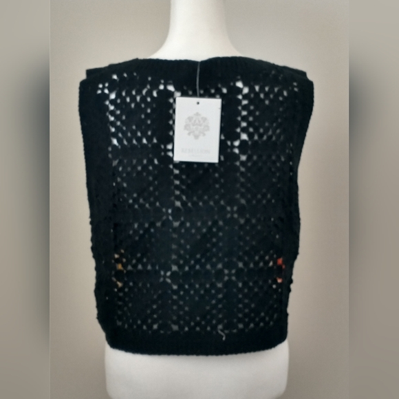 NWT Rebellion crocheted sweater vest L - Picture 6 of 10